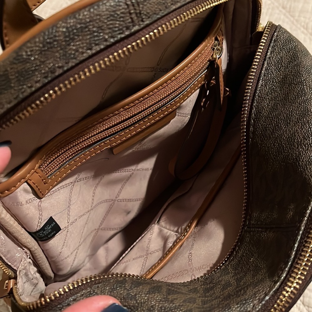 Michael Kors Medium Logo Backpack - Picture 6 of 10
